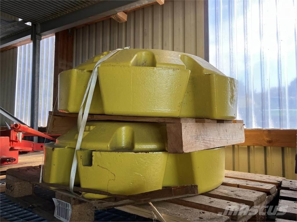 John Deere 620 kg Kiti naudoti traktorių priedai