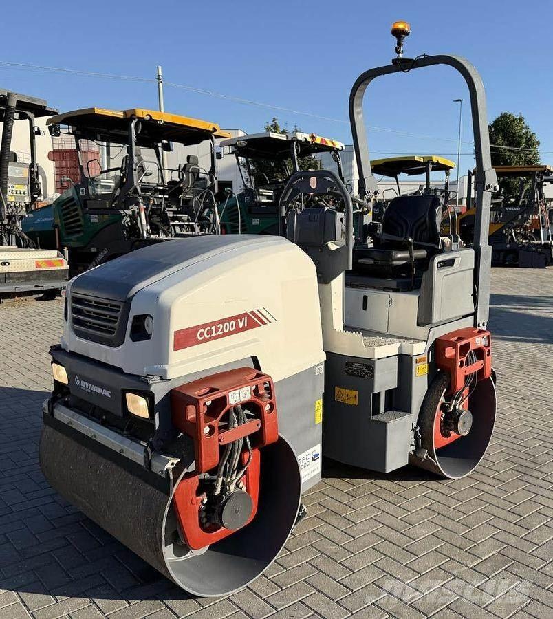 Dynapac CC 1200 VI Porinių būgnų volai