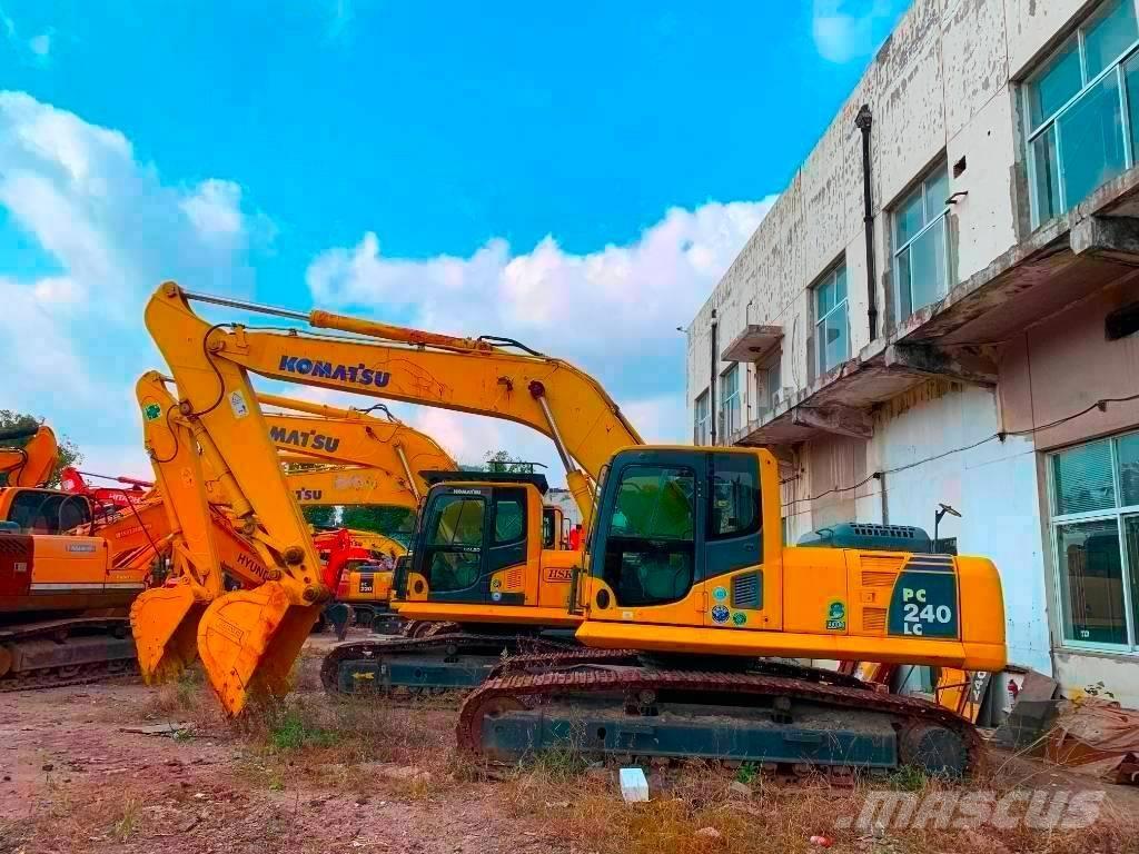 Komatsu PC 240 Vikšriniai ekskavatoriai