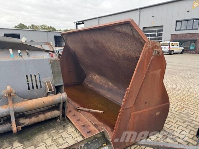 Volvo L 180 H Naudoti ratiniai krautuvai