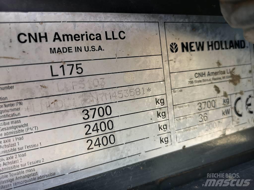 New Holland L 175 Krautuvai su šoniniu pasukimu