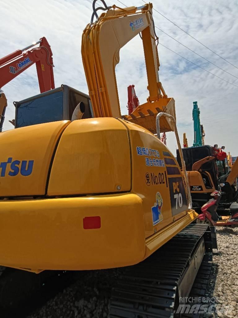 Komatsu PC 70 Vikšriniai ekskavatoriai