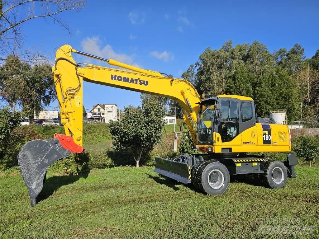 Komatsu PW 180-7 Ratiniai ekskavatoriai
