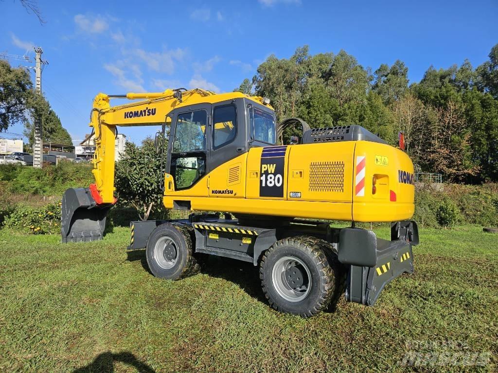 Komatsu PW 180-7 Ratiniai ekskavatoriai