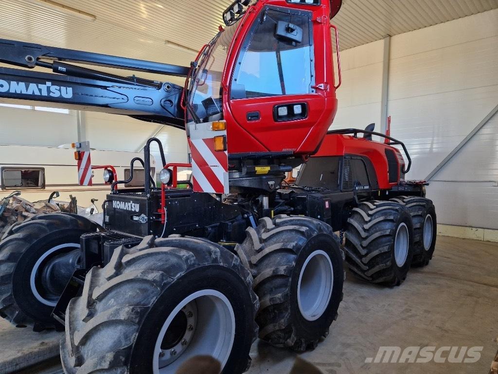 Komatsu 931 XC Miško technika (Harvesteriai)
