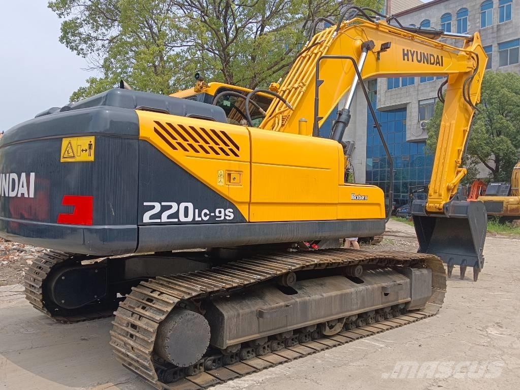 Hyundai R220LC-9S Vikšriniai ekskavatoriai