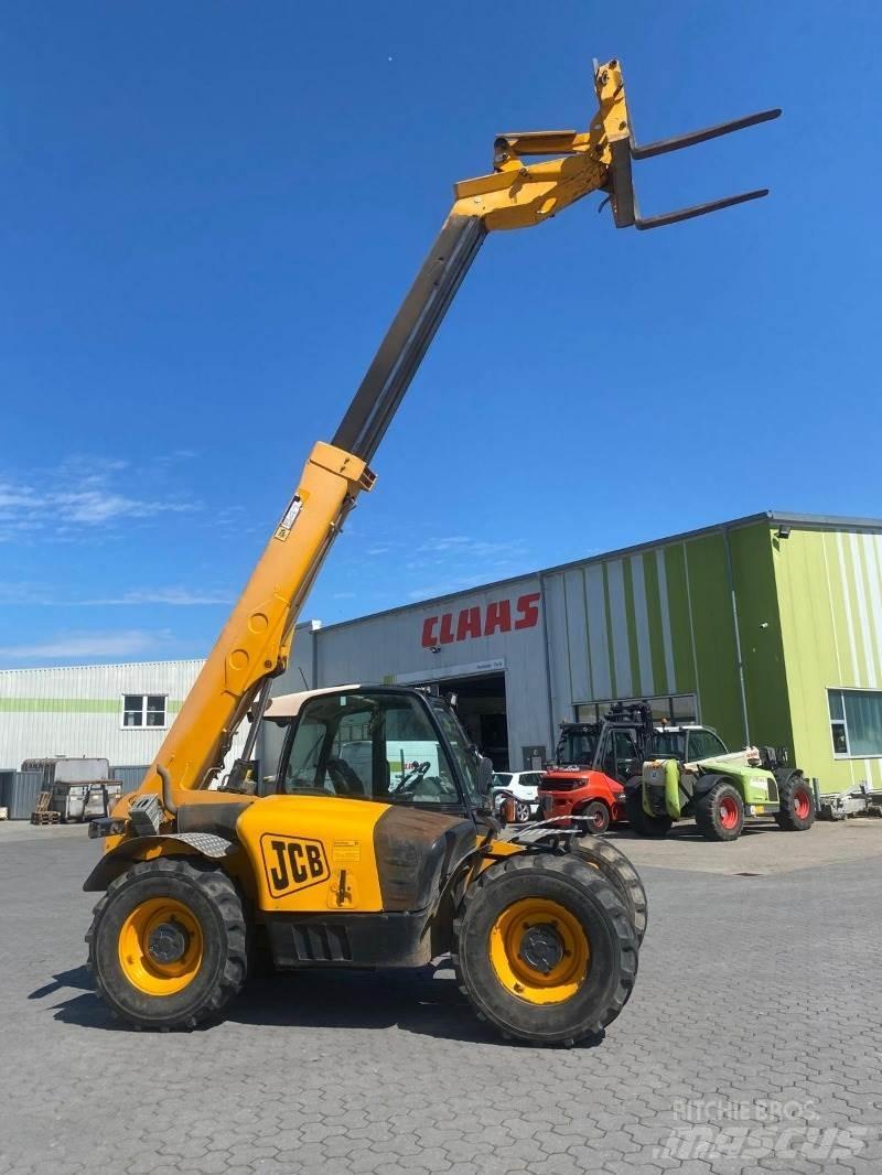 JCB 541-70 Teleskopiniai krautuvai