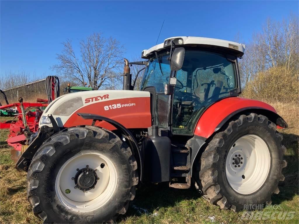 Steyr 6135 Profi Traktoriai