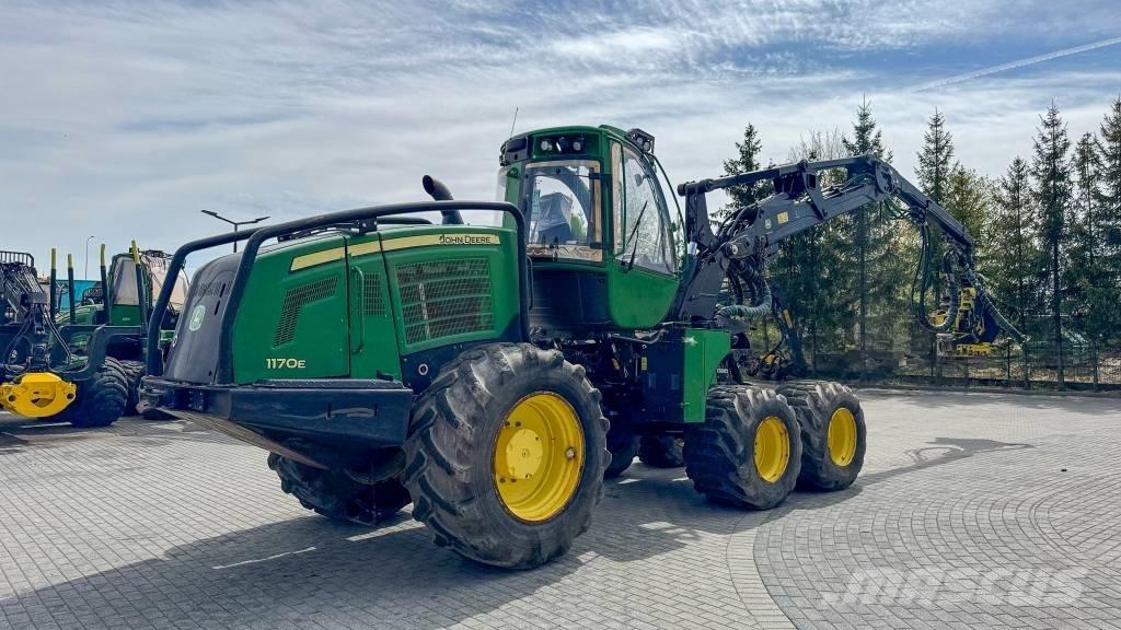 John Deere 1170 Miško technika (Harvesteriai)