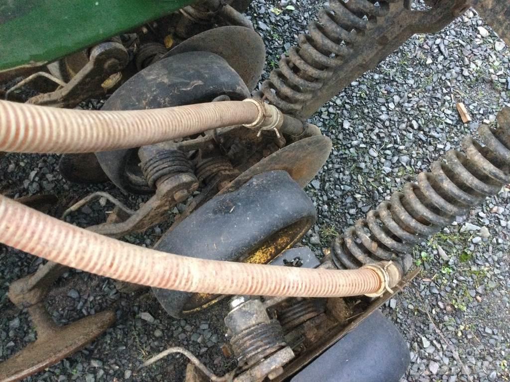 John Deere 750 A Sėjamieji kombainai
