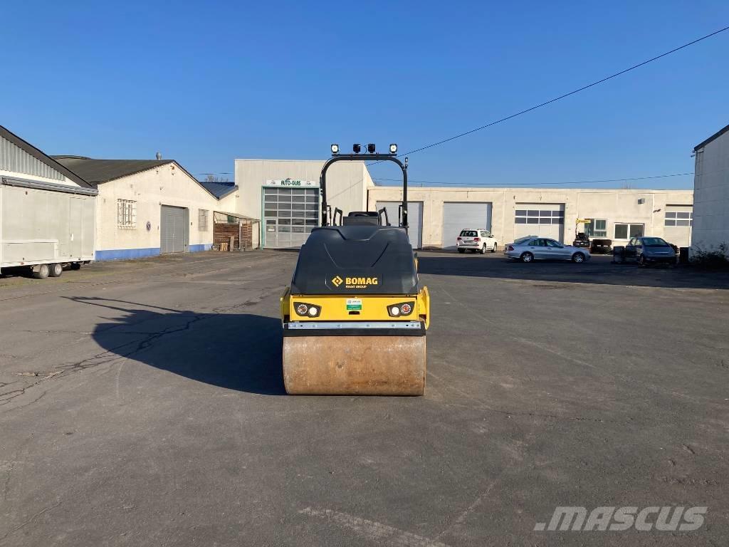 Bomag BW 138 AD-5 Porinių būgnų volai
