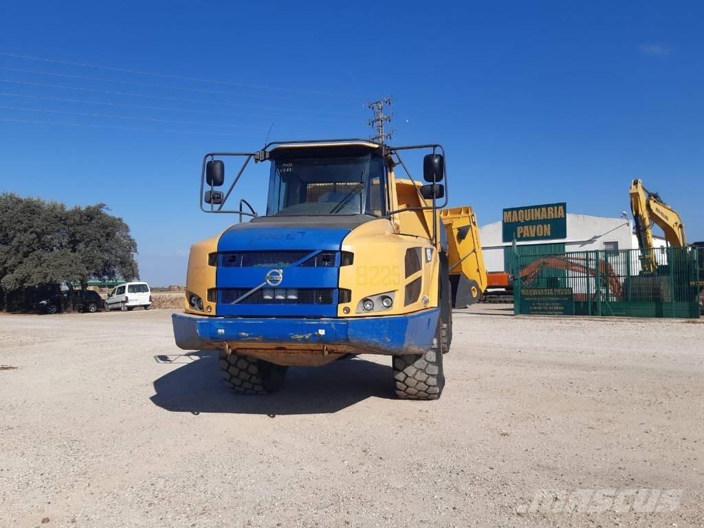 Volvo A 25 F Karjeriniai savivarčiai