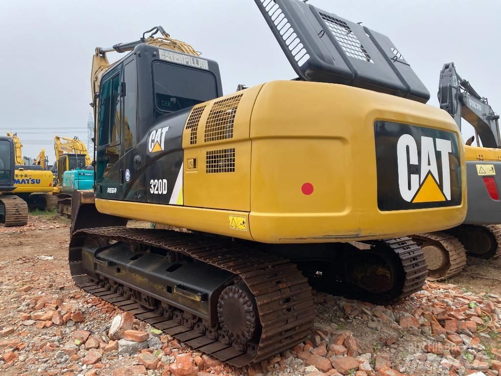 CAT 320 D L Vikšriniai ekskavatoriai