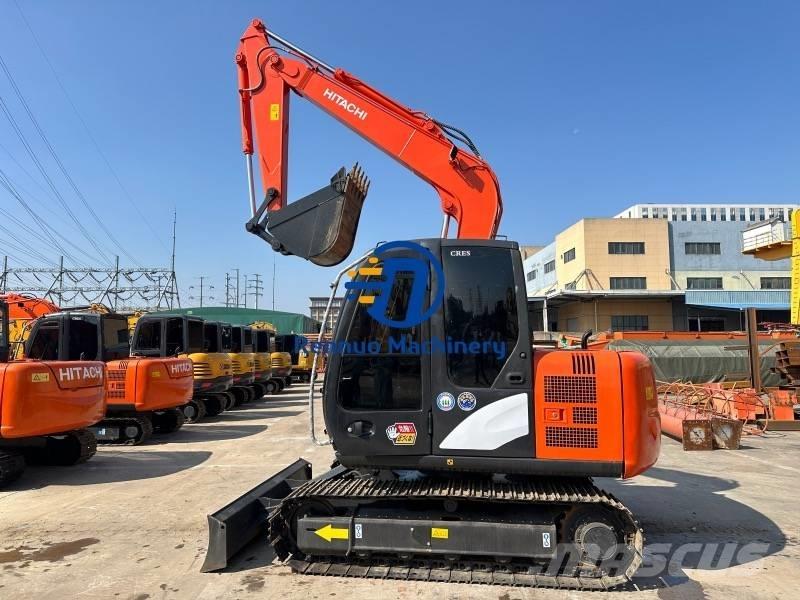 Hitachi ZX70 Mini ekskavatoriai < 7 t