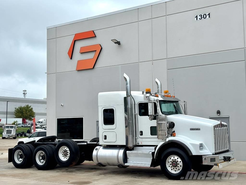 Kenworth T 800 Naudoti vilkikai