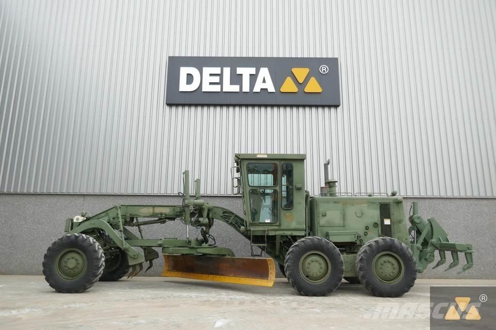 CAT 130G Ex-army Greideriai