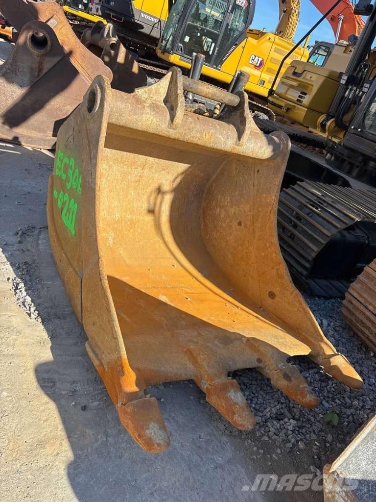 Volvo EC 300 EL Vikšriniai ekskavatoriai