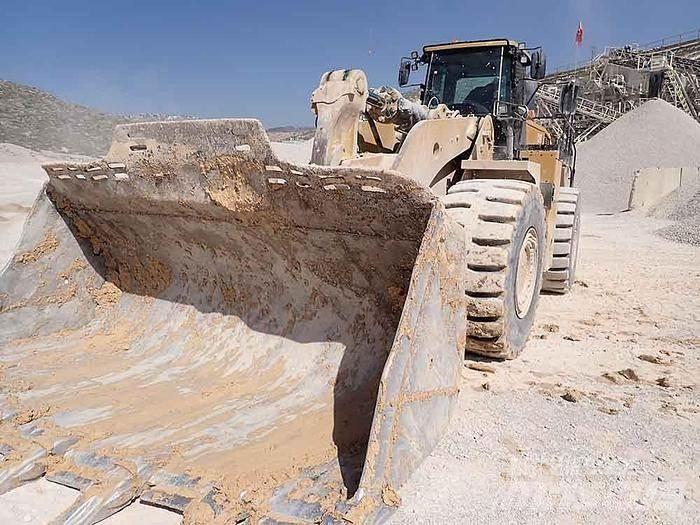 CAT 988K Naudoti ratiniai krautuvai