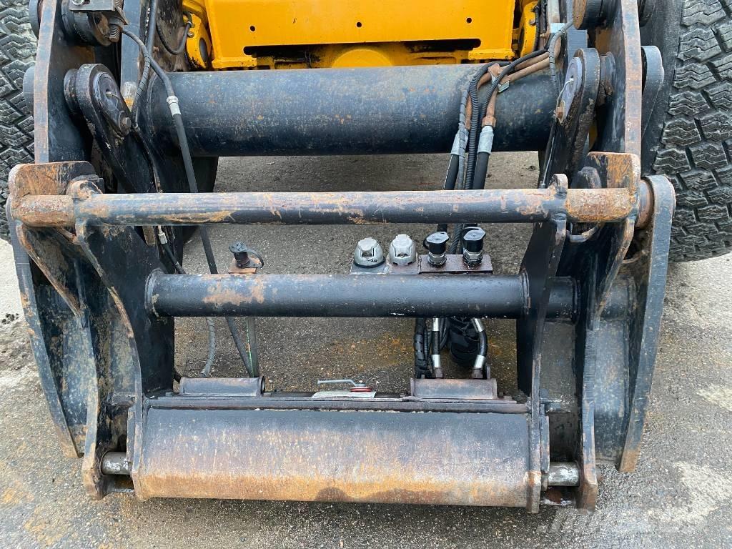 JCB 436 HT Naudoti ratiniai krautuvai