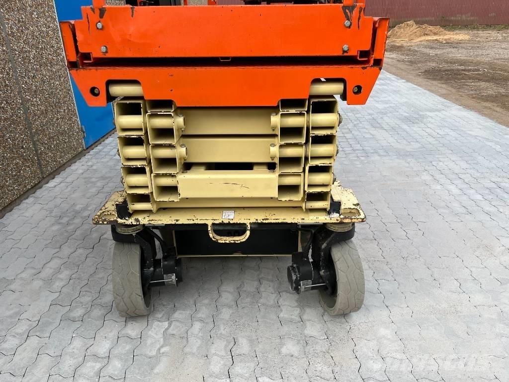JLG 3246 ES Žirkliniai keltuvai