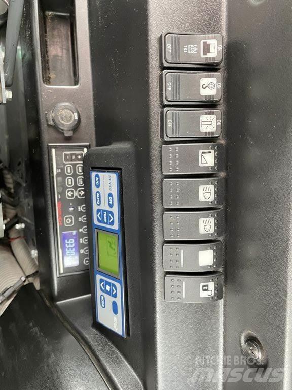 Takeuchi TB295W Ratiniai ekskavatoriai