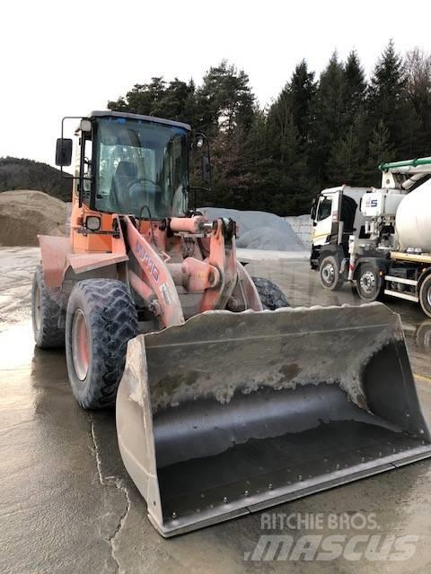 Fiat-Kobelco W110 Naudoti ratiniai krautuvai