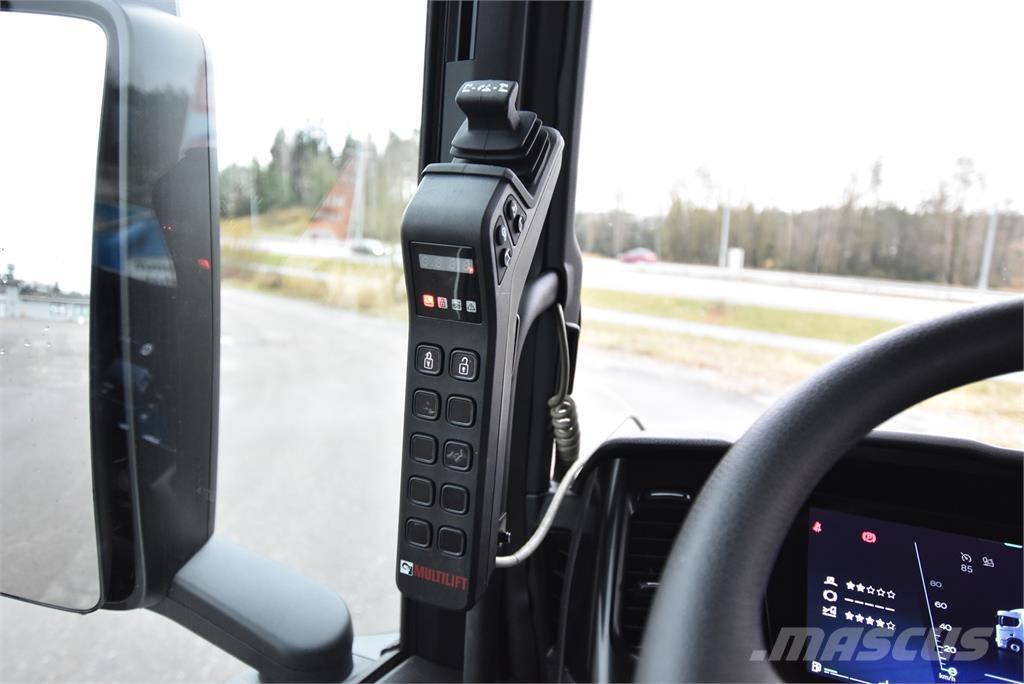 Scania P420 6X2 Sunkvežimiai su keliamuoju kabliu