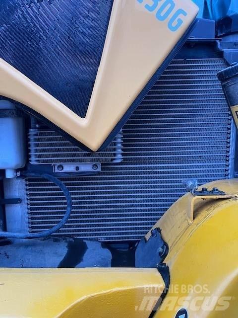 Volvo L 30 G Naudoti ratiniai krautuvai