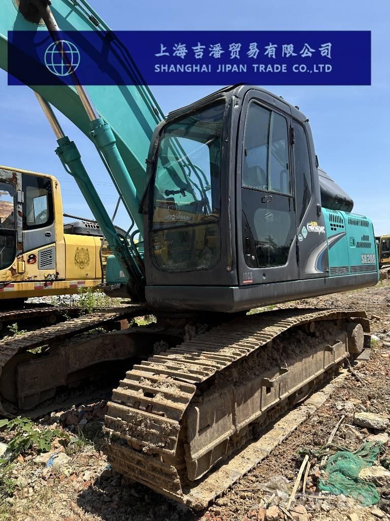 Kobelco SK 200 Vikšriniai ekskavatoriai