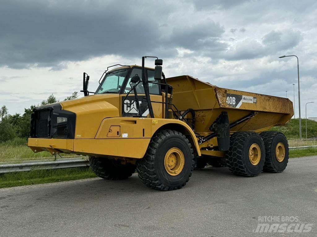 CAT 740B Karjeriniai savivarčiai