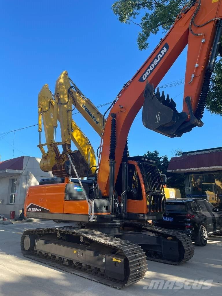 Doosan DX 225 LC Vidutinės galios ekskavatoriai 7-12 t