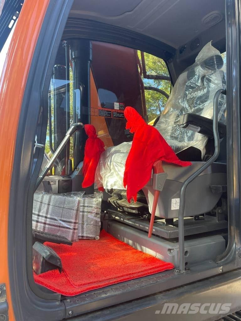 Doosan DX 225 LC Vidutinės galios ekskavatoriai 7-12 t