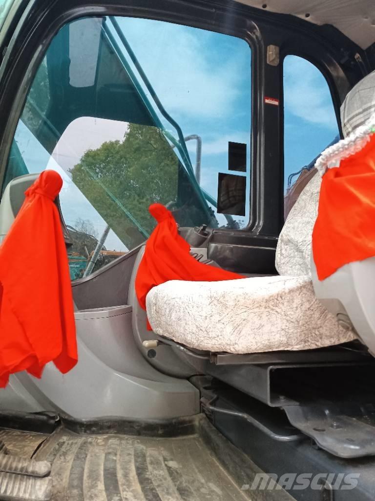 Hitachi ZX 135 U-5 Vikšriniai ekskavatoriai