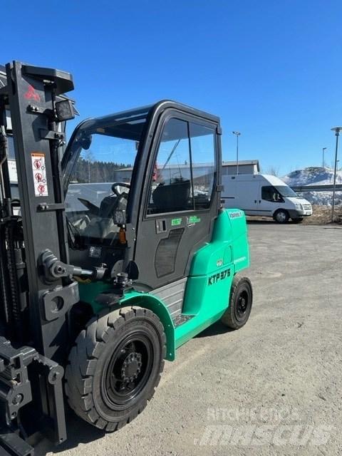 Mitsubishi FD40N Dyzeliniai krautuvai