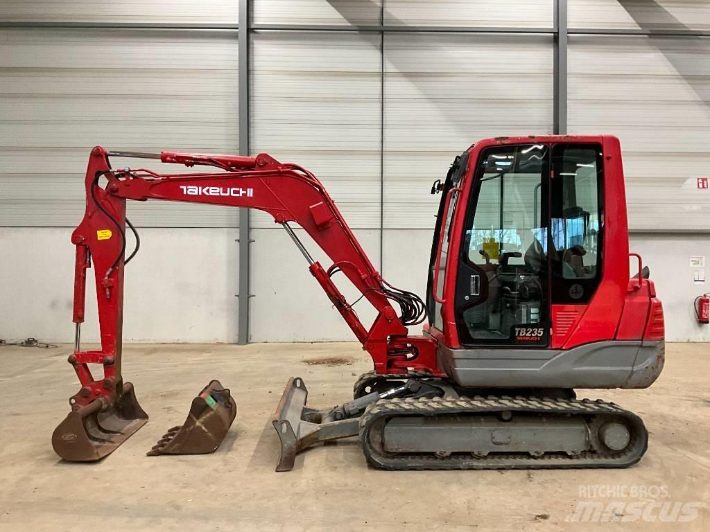 Takeuchi TB 235 Mini ekskavatoriai < 7 t