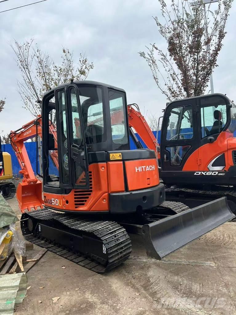 Hitachi ZX 50 Vikšriniai ekskavatoriai