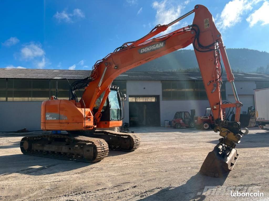 Doosan DX 235 LCR Vikšriniai ekskavatoriai