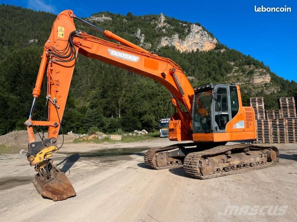 Doosan DX 235 LCR Vikšriniai ekskavatoriai