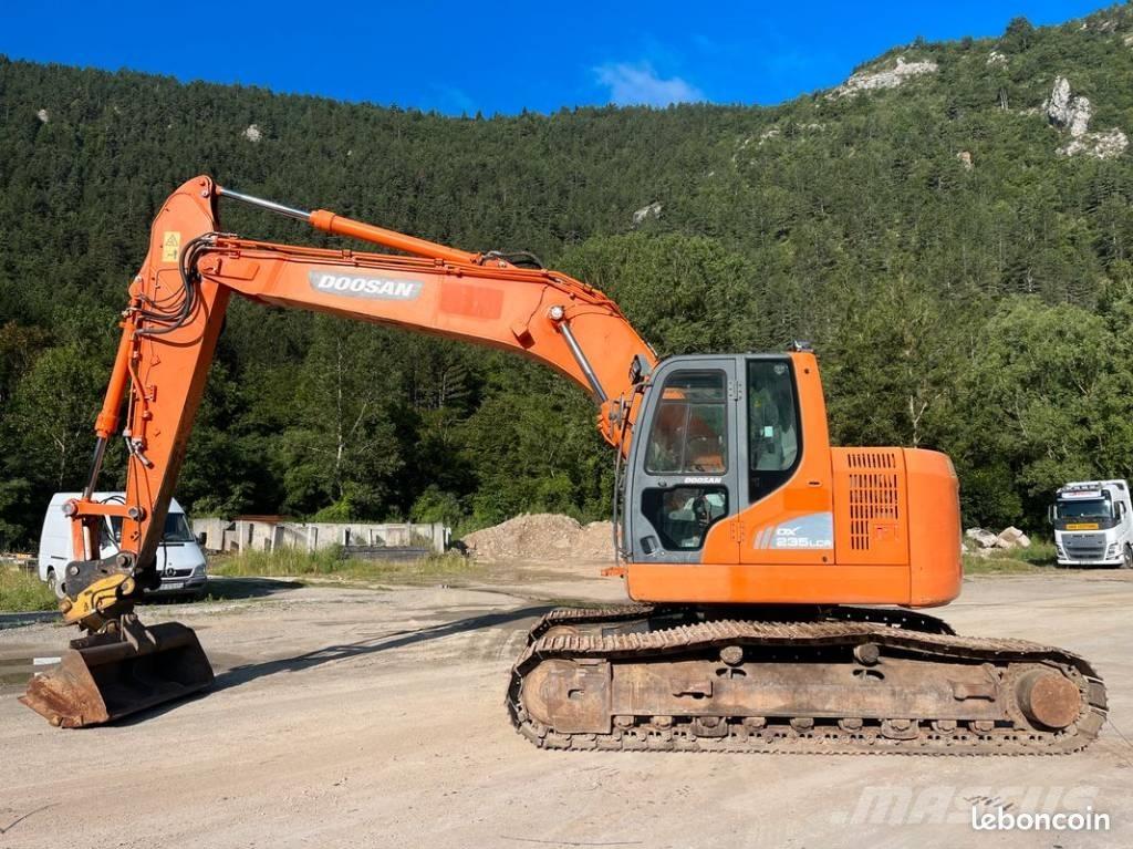 Doosan DX 235 LCR Vikšriniai ekskavatoriai