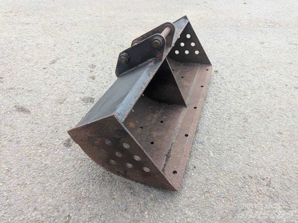 JCB GRADING BUCKET Atrinkimo kaušai