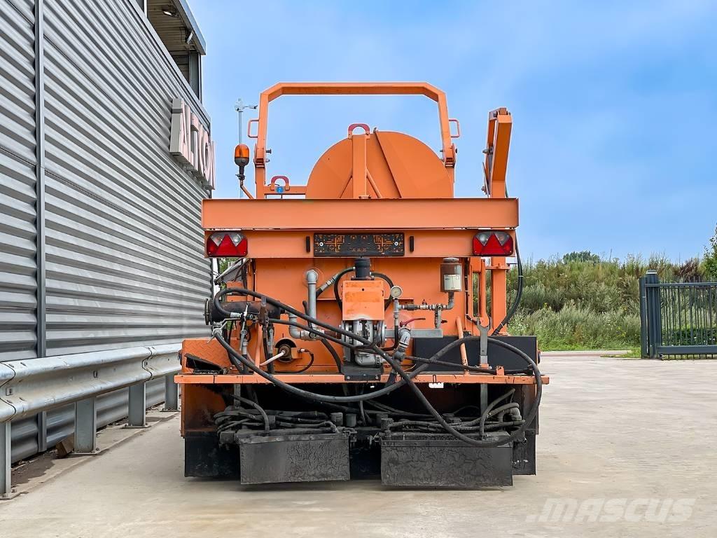  Grün BSM 1200-4R Bituminiai purkštuvai