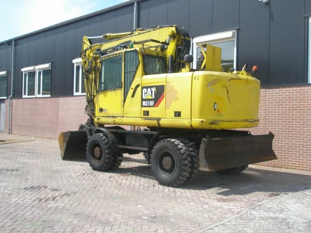 CAT M318F Ratiniai ekskavatoriai
