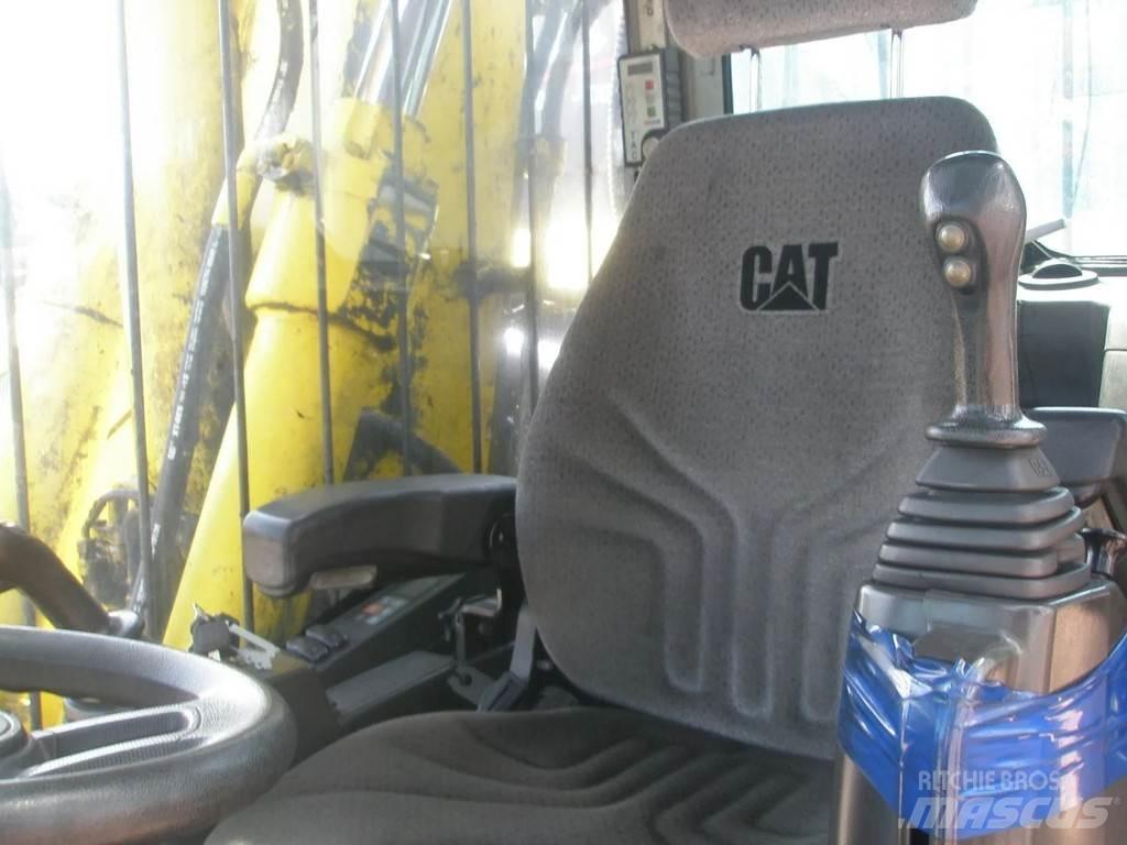 CAT M318F Ratiniai ekskavatoriai