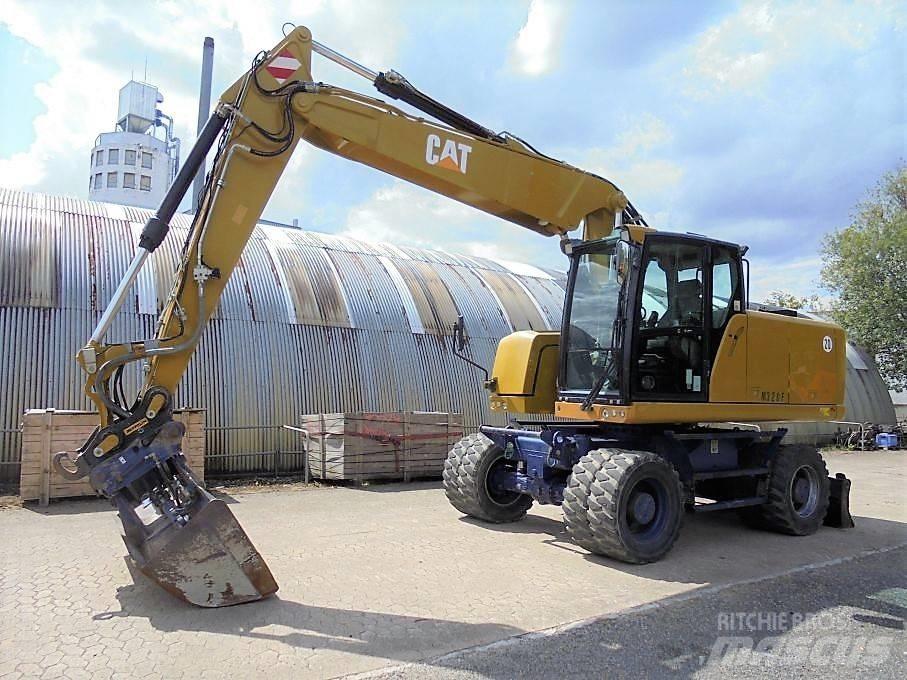 CAT M 320 F Ratiniai ekskavatoriai