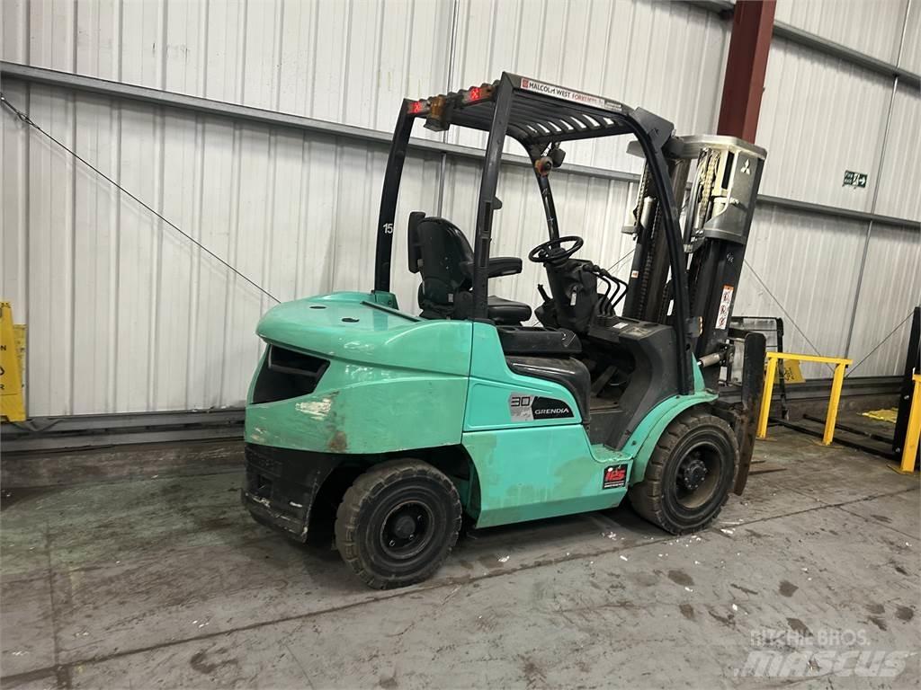 Mitsubishi FD30NT Dyzeliniai krautuvai