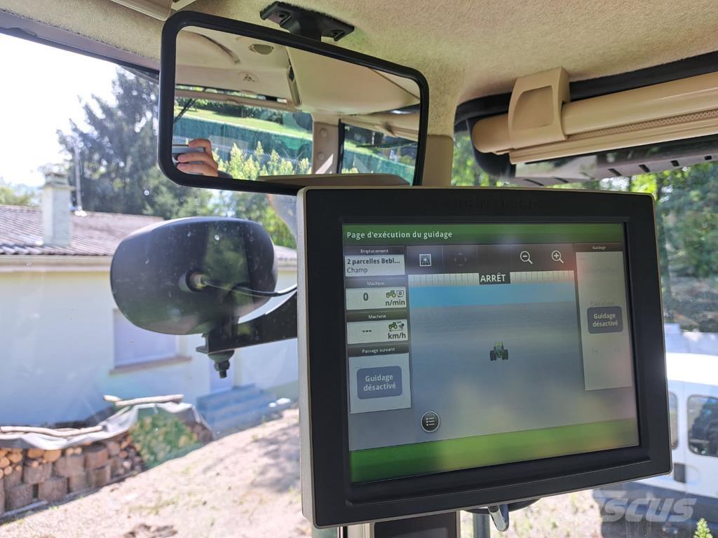 John Deere 7270R Traktoriai