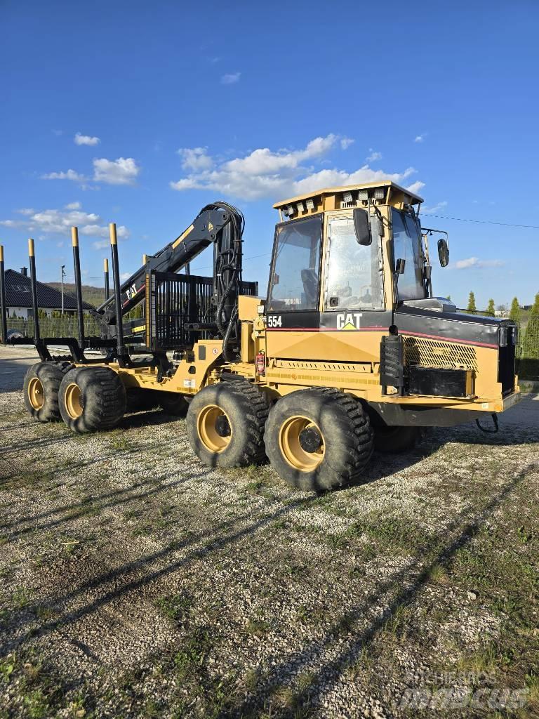 CAT 554 Naudoti miškovežiai (Forvarderiai)