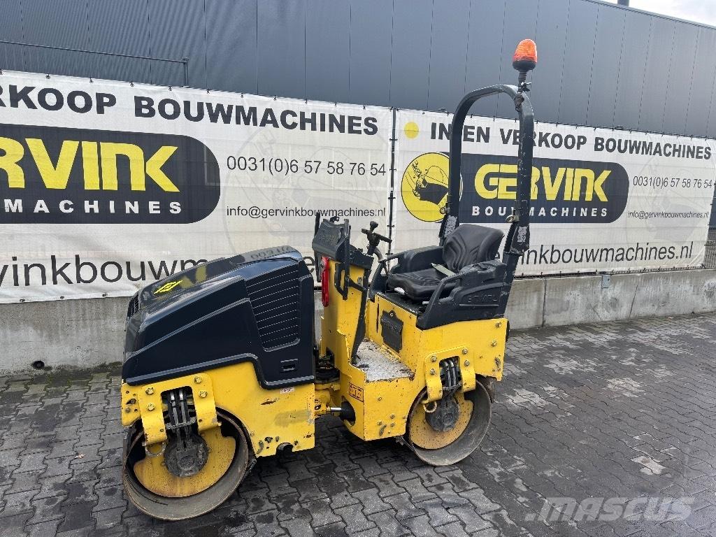 Bomag BW 80 AD-5 Porinių būgnų volai