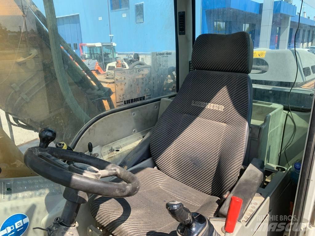 Liebherr A 900 C Ratiniai ekskavatoriai
