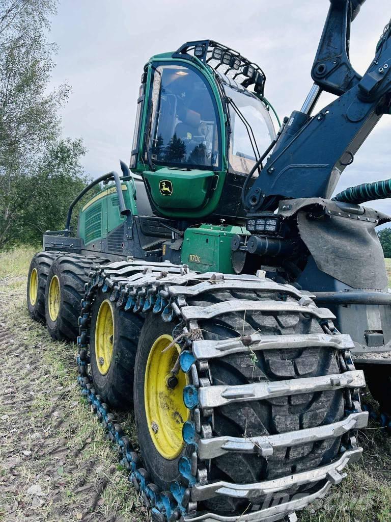 John Deere 1170G 8W Miško technika (Harvesteriai)